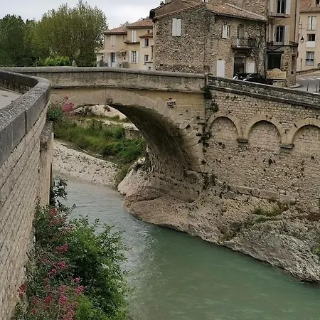 Sur Le Pont * Vaison-la-Romaine